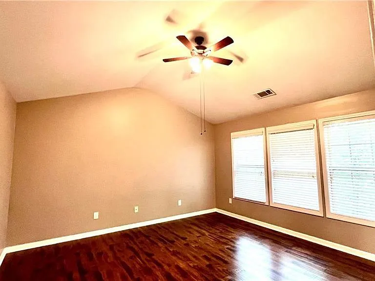 405 Wood Duck Ct — Photo 10