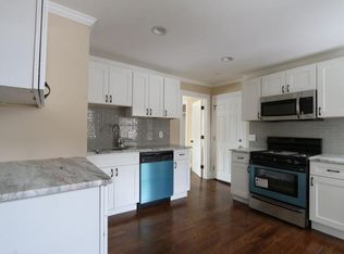 8 Chilcott Pl #2, Jamaica Plain, MA 02130