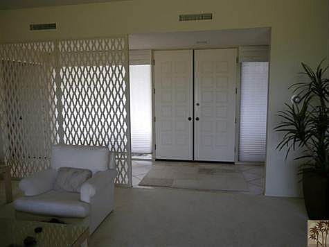 Spacious Double Door Entry