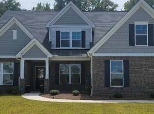415 Edenwood Dr, Sumter, SC 29150