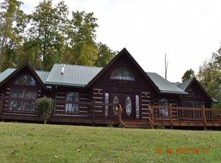 196 Lacy Rd, Stanton, KY 40380