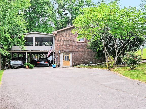 3rd image of 5001 Wilkerson Dr
