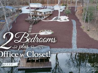 512 Deerfield Rd, Mount Gilead, NC 27306