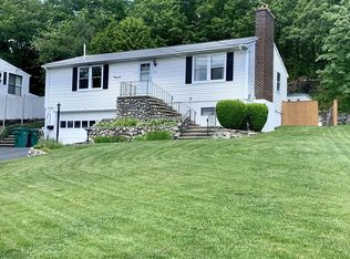 241 Den Quarry Rd, Lynn, MA 01904