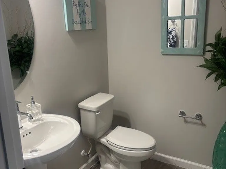 1120 Tropics Ave — Photo 12