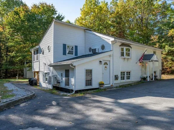 17 Woodland Drive, Weare, NH 03281