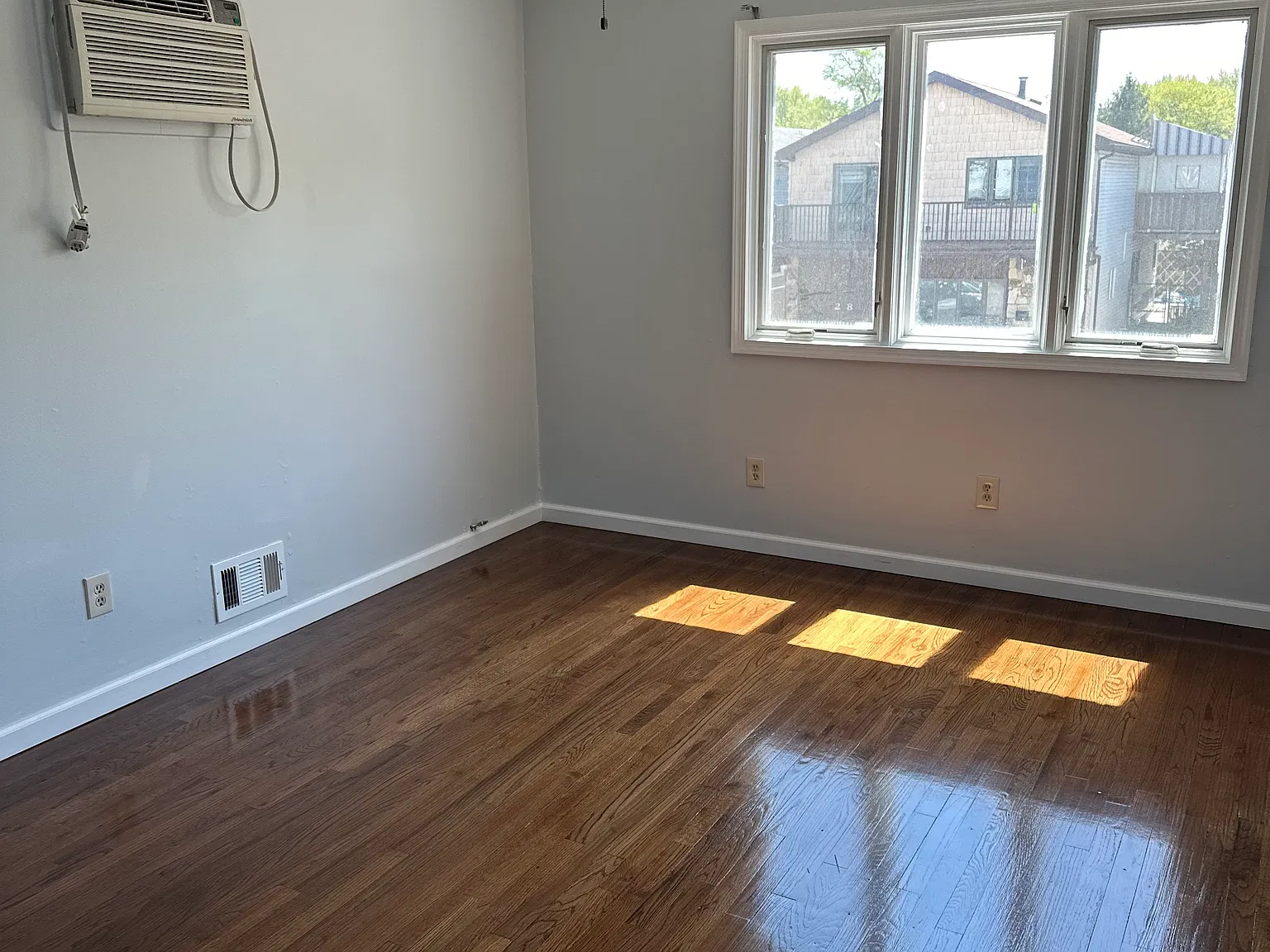 31 Pilcher St — Photo 3