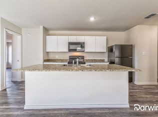 819 S Sutton St, Mabank, TX 75147