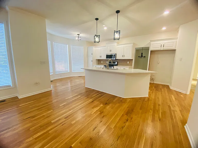 13713 Bradshaw St — Photo 4