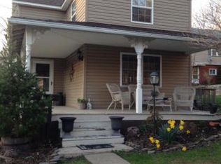 22 Division St, Shavertown, PA 18708