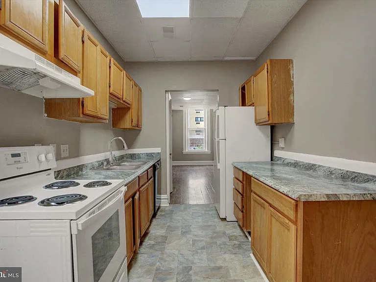 60 E Washington St #1E — Photo 5