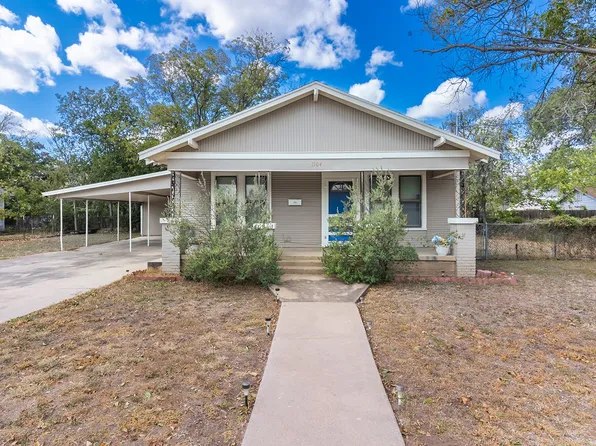 1104 S Walnut St, Brady, TX 76825