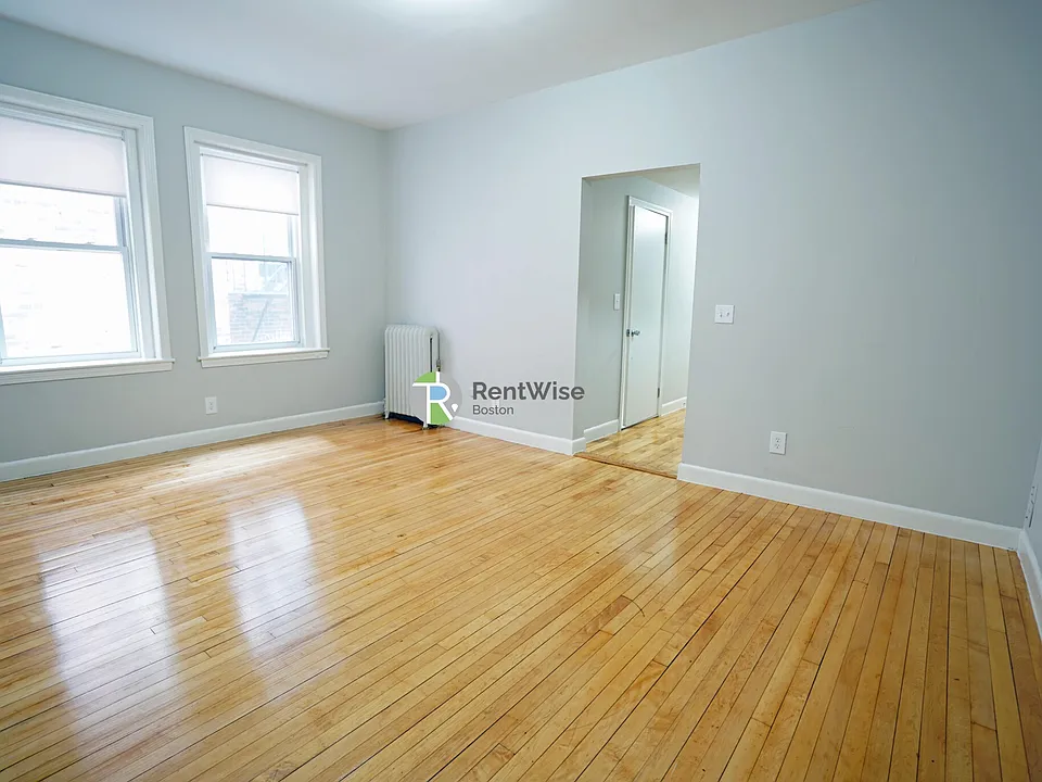 1292 Commonwealth Ave #12