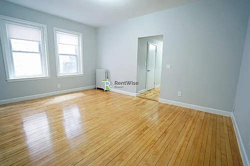 1292 Commonwealth Ave #12 Photo 1