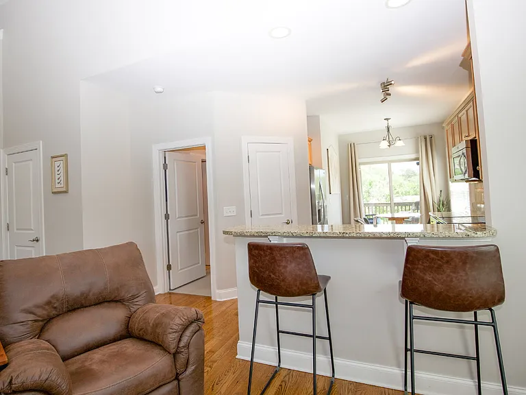 133 Cypress Cir — Photo 12