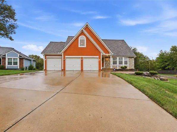 11520 N Madison Ave, Kansas City, MO 64155