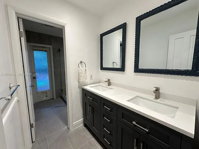 7625 SW 180th Ter — Photo 9