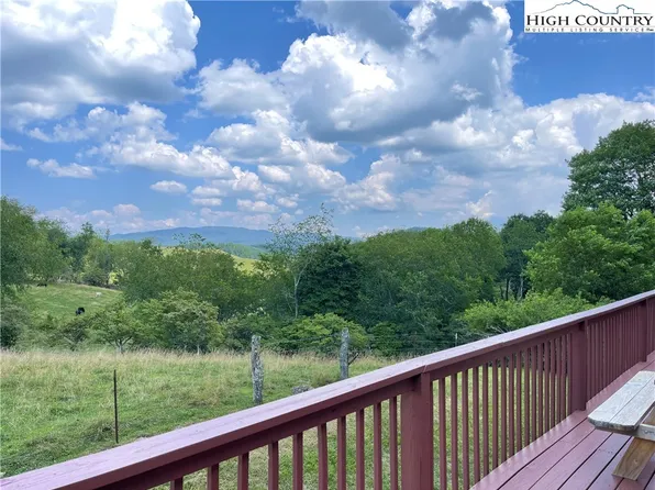 219 Lucky Alice Drive, Grassy Creek, NC 28631