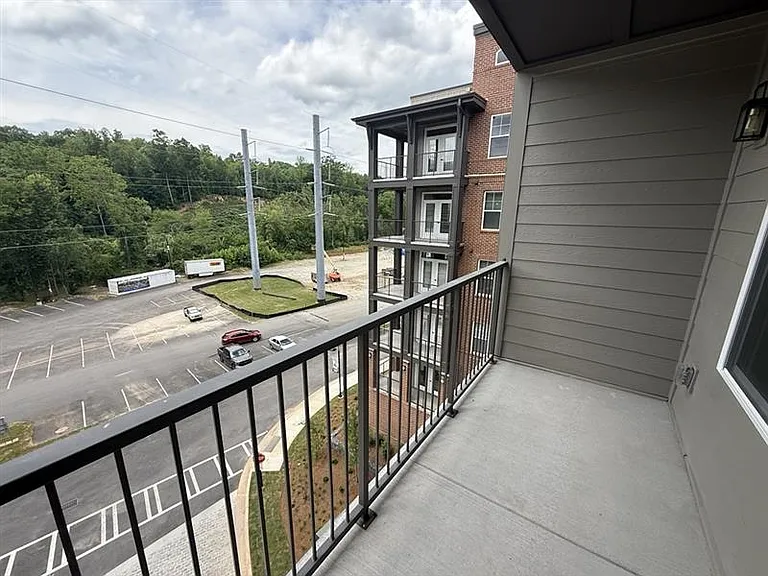 District on the Etowah Apartments — Photo 542