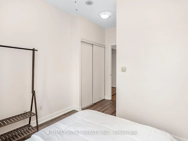 4070 Confederation Pkwy #1504 — Photo 27