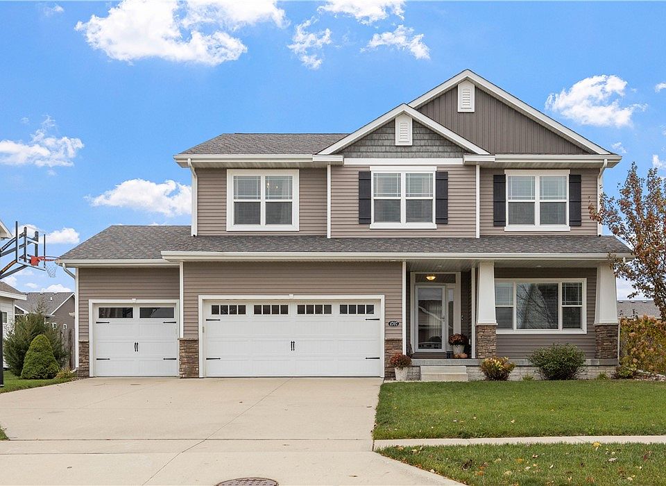 1st image of 4707 NE Hillcrest Ct