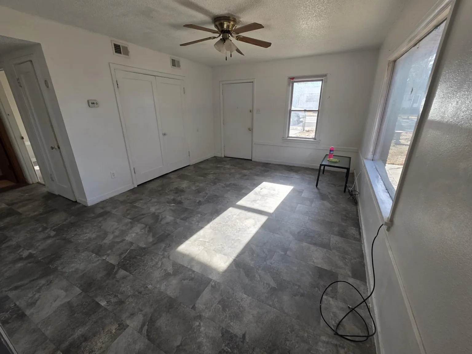 1 bed, 1417 sqft, $1,100 — Photo 2