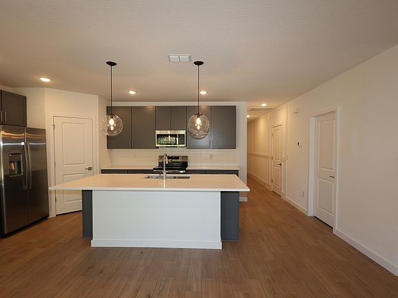 2nd image of 2923 Triangle Road