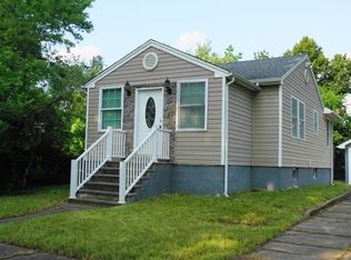 488 Riverside Dr, Wayne, NJ 07470