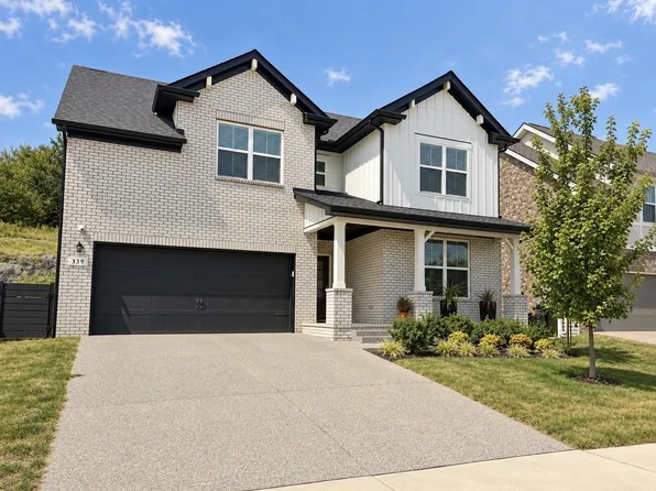 339 Turfway Park, Gallatin, TN 37066