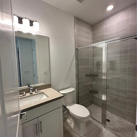 9260 Cormorant Dr — Photo 26
