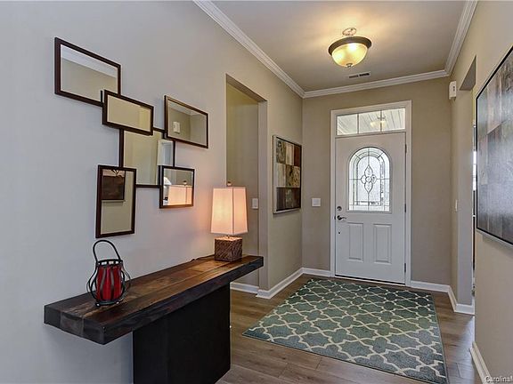 4th image of 5084 Folly Ln