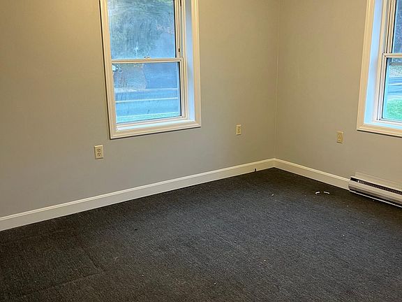 1st fl bedroom