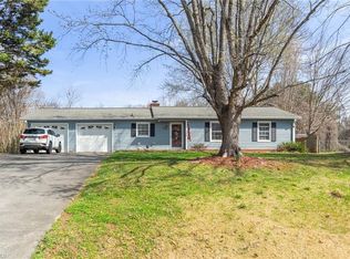 126 Maple Ln, King, NC 27021