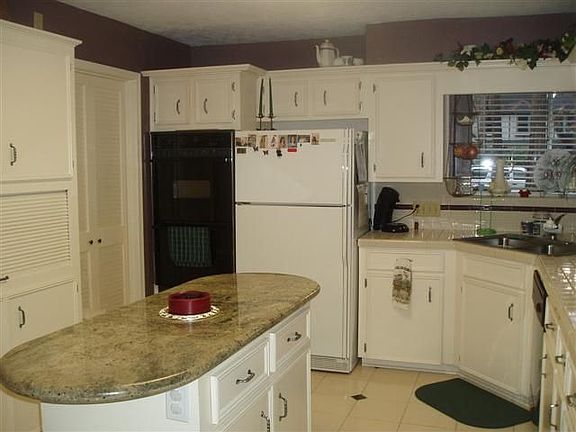 Kitchen with granite