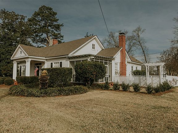 2nd image of 215 E Arizona Ave