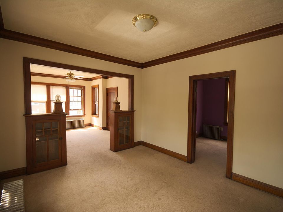 1st image of 4359 S Artesian Ave #F2