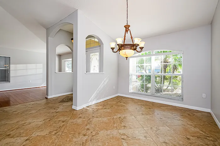 1012 Heron Ct — Photo 8