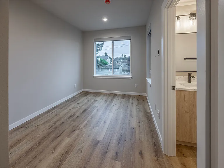 8839 Stone Ave N — Photo 25