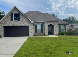 12092 N Grand Oaks Dr, Gulfport, MS 39503