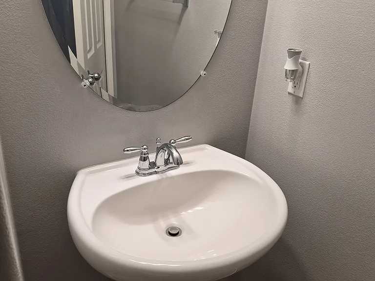 24292 Bay Laurel Ave — Photo 39