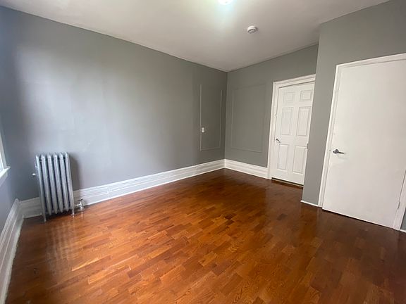 1st bedroom