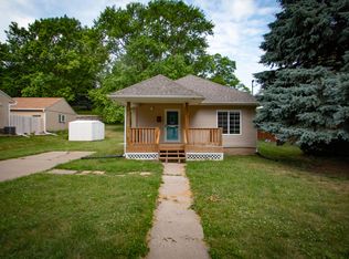 305 S Prescott St, Sioux City, IA 51103