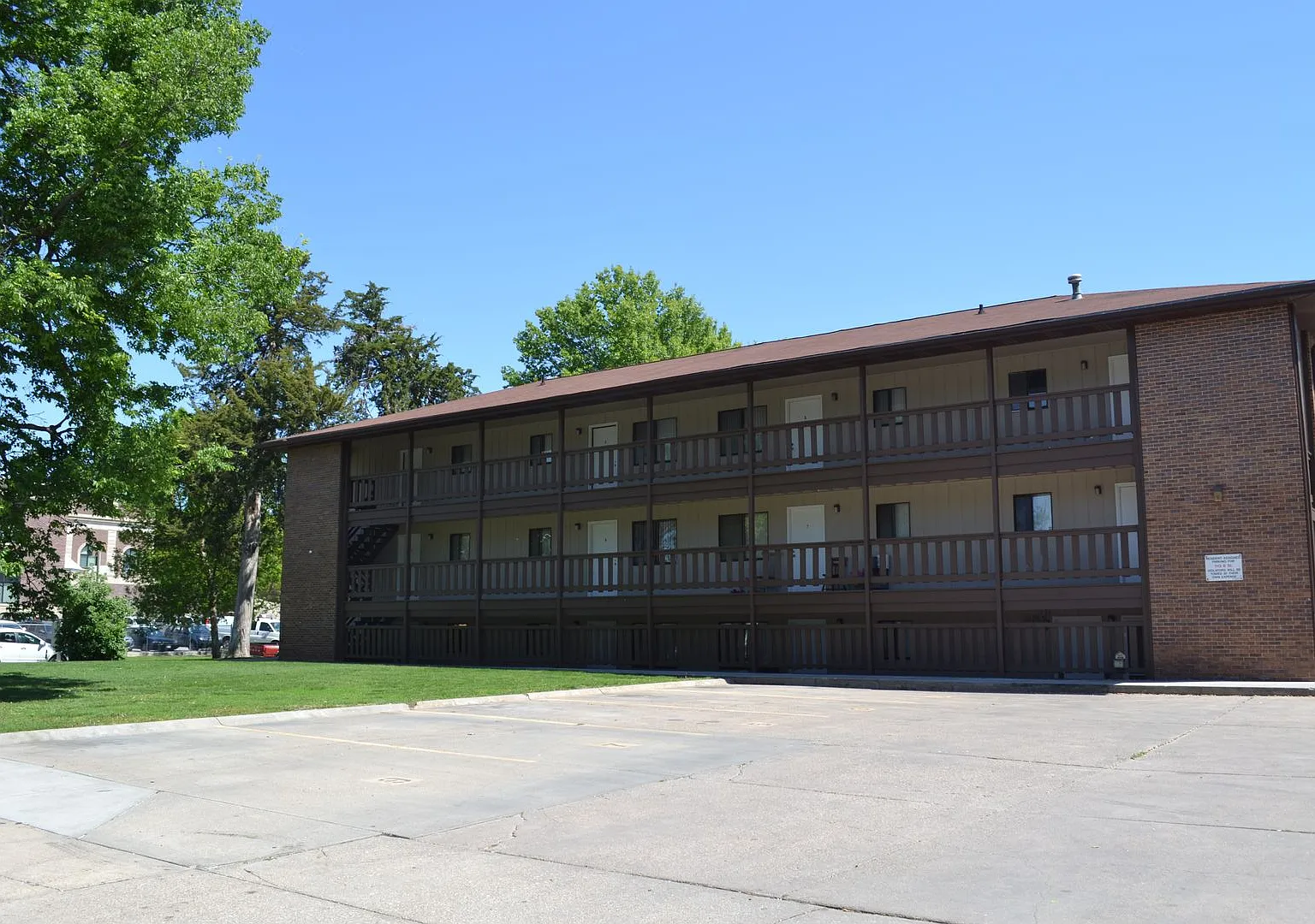 1113 B Street Apartments — Photo 1