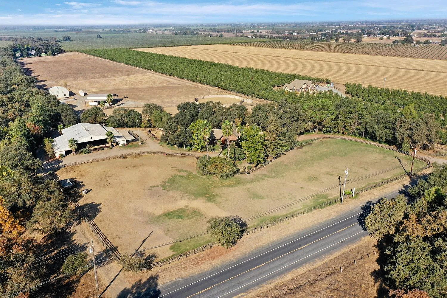 10549 N Jack Tone Rd photo 1
