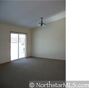 5th image of 637 129th Ln NE
