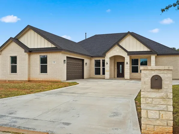 802 Waters Edge Dr, Abilene, TX 79602