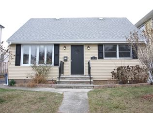 188 Westervelt Pl, Lodi, NJ 07644