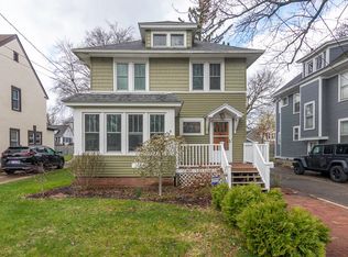 2412 Glenwood Dr, Kalamazoo, MI