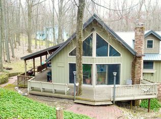 9877 Lost Canyon Dr, Stanwood, MI 49346