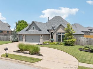 12909 S 1st St S, Jenks, OK 74037